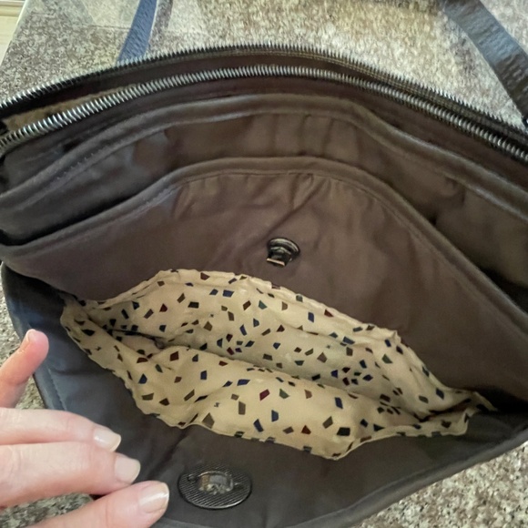 Lug Adagio Crossbody Shoulder Bag Gray - Picture 2 of 10